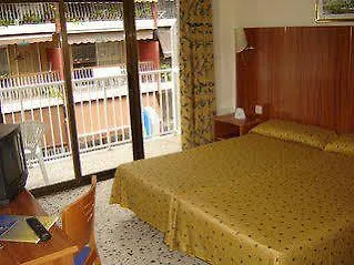 Mareny فندق بينايدورم