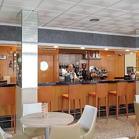 Hotel Mareny 3*