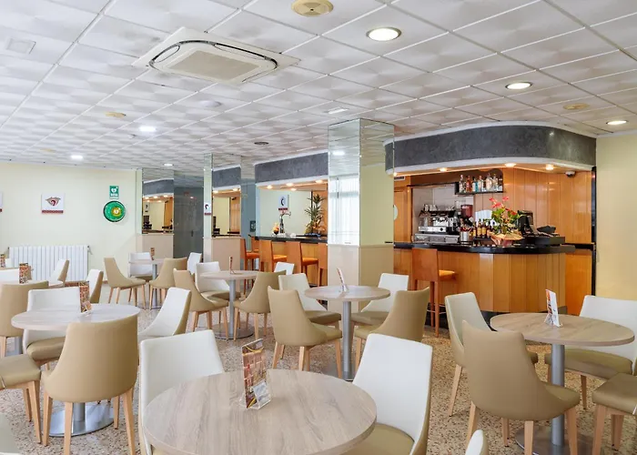 Hotel Mareny 3*